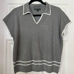 Adrianna Papell Collared Gray Ribbed Knit Short Sleeve Sweater Top